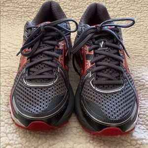 Brooks Adrenaline GTS Seventeen Women’s Size 9